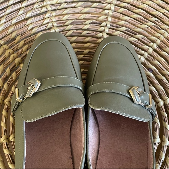 Rockport Women’s Buckle Loafer Sz-9 - Picture 9 of 13